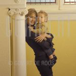 18-12-2003 Wendy van Dijk and son Sem on location in Hilversum.

[keywords]Posed, Half Length, Eyecontact, Smiling, TV presentator[/keywords]